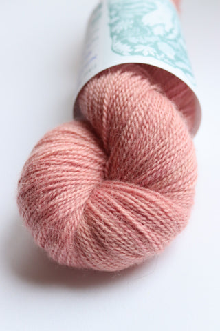 Naturally Dyed Corriedale High Twist Sock Yarn 100g Col Vintage Pink