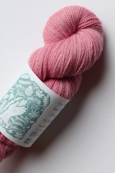 Naturally Dyed Corriedale High Twist Sock Yarn 100g Col Vintage Rose Pink