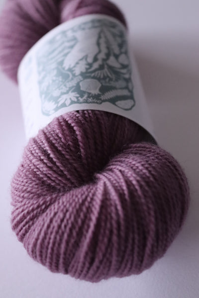 Naturally Dyed Corriedale High Twist Sock Yarn 100g Col Heather Mauve